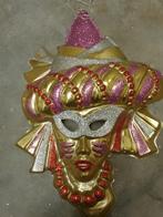 carnaval maskers om op te hangen, Ophalen, Zo goed als nieuw