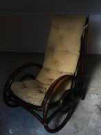 Rotan Stoel hoog model + kussen, Huis en Inrichting, Stoelen, Ophalen, Riet of Rotan, Bruin, Vintage