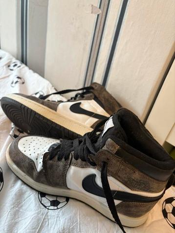 Nike jordan schoenen  beschikbaar voor biedingen