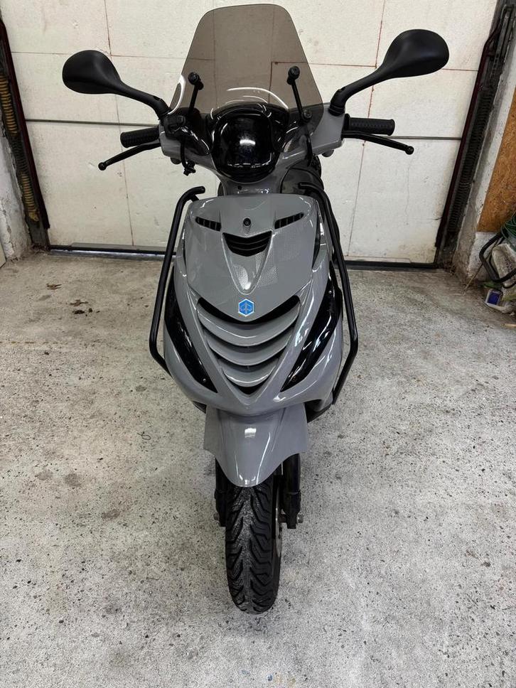 Piaggio zip 80cc!, Fietsen en Brommers, Scooters | Piaggio, Gebruikt, Zip, Benzine, Ophalen