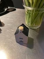 KLM huisje nummer 4, Ophalen of Verzenden, Zo goed als nieuw, 1 t/m 20, Gevuld