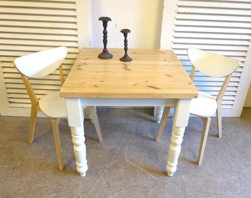 Prachtige witte landelijke vierkante keuken tafel, Huis en Inrichting, Tafels | Eettafels, Zo goed als nieuw, 50 tot 100 cm, 50 tot 100 cm
