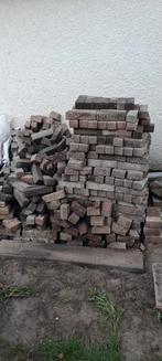 Waaltjes en wat andere stenen GRATIS op te halen, Tuin en Terras, Ophalen, Gebruikt, Beton, Klinkers