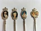 Lepeltje Emma, Juliana, Beatrix en Beatrix en Claus emaille, Verzamelen, Koninklijk Huis en Royalty, Ophalen of Verzenden, Zo goed als nieuw