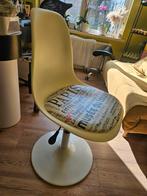 Mooi witte bureau stoel#nagelstyliste stoel, Ophalen of Verzenden, Zo goed als nieuw, Wit