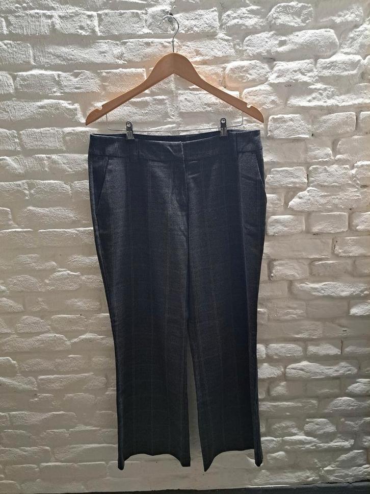 Zizo broek met wijde pijpen maat 42, Kleding | Dames, Broeken en Pantalons, Zo goed als nieuw, Maat 42/44 (L), Grijs, Lang, Verzenden