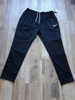 *Nieuw* Nike trainingbroek jogging broek xl, Kleding | Heren, Broeken en Pantalons, Nieuw, Ophalen of Verzenden, Maat 56/58 (XL)