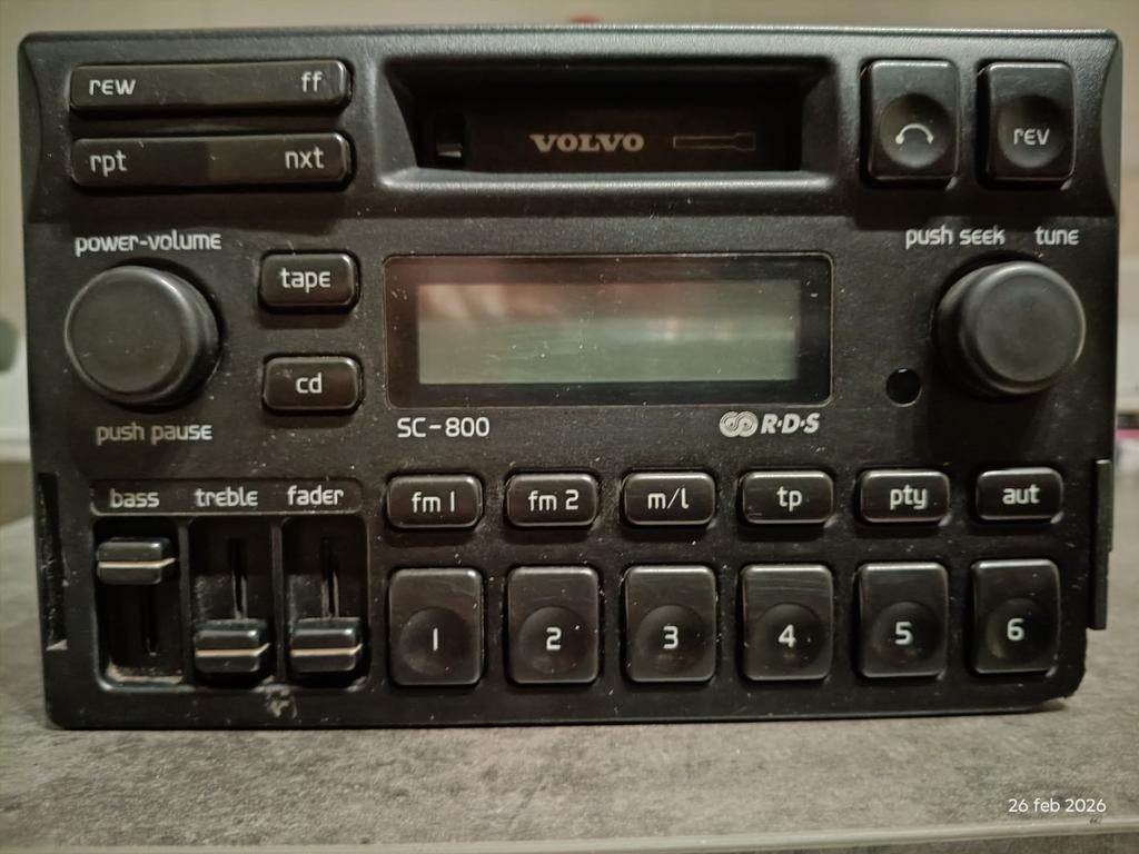 SC-800 bigfront radio Volvo 850, Ophalen