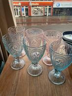 Roze en blauwe wijnglazen, Verzamelen, Glas en Borrelglaasjes, Ophalen, Zo goed als nieuw