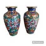 Set van 2 champlevé en cloisonné vaas - China, Ophalen of Verzenden