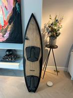 Liquid Force Kitesurfboard 5'10, Watersport en Boten, Kitesurfen, Ophalen, Gebruikt, Kiteboard