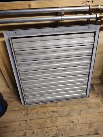 Ventilatie rooster 70x72 cm lamellen  beschikbaar voor biedingen