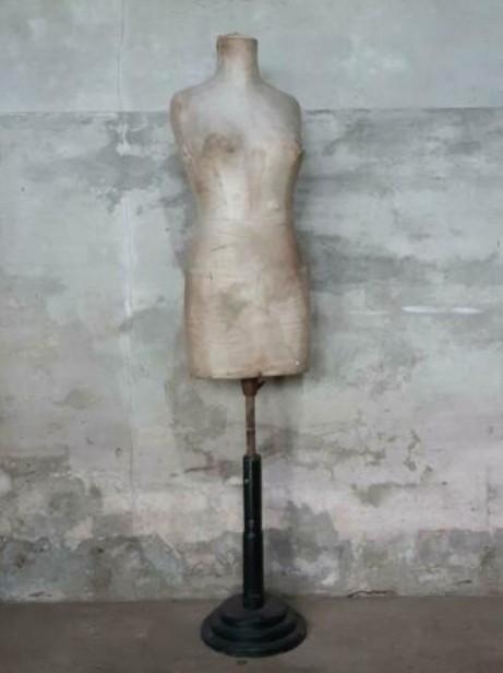 Oude Antieke Mannequin Buste Paspop op Voet Girard Paris Zij, Antiek en Kunst, Curiosa en Brocante, Ophalen of Verzenden