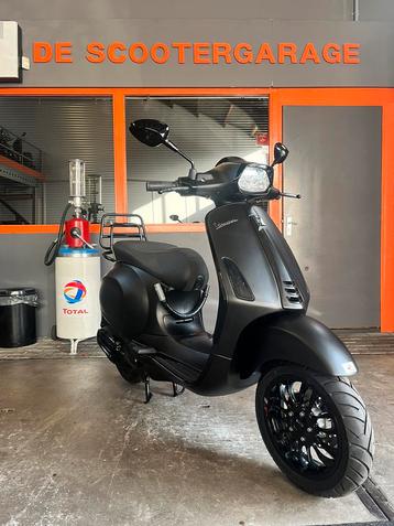Vespa sprint iget E5 brom 45km 2022 beschikbaar voor biedingen