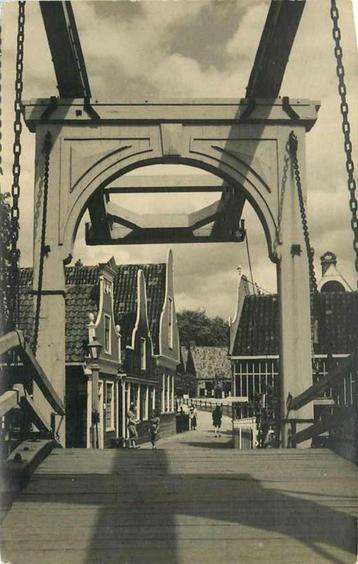 (377-594-011) Arnhem OPenluchtmuseum beschikbaar voor biedingen