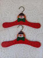 2  houten kleerhangers clown, Ophalen of Verzenden, Gebruikt