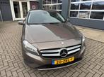 Mercedes-Benz A-klasse 200 Ambition Sport AMG Exclusive, Auto's, Voorwielaandrijving, 65 €/maand, Gebruikt, Leder en Stof