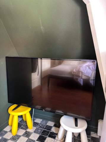 LG TV 47 inch beschikbaar voor biedingen