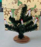 Piepklein oud kerstboompje, Diversen, Kerst, Ophalen of Verzenden, Gebruikt