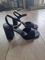 Hakken zwart maat 38, Kleding | Dames, Ophalen of Verzenden, Zo goed als nieuw, Zwart