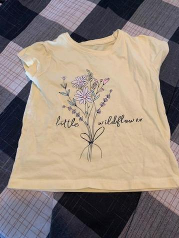 Gele T-shirtje van de Primark. Maat 92 beschikbaar voor biedingen