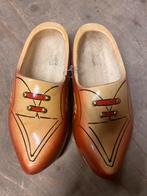 Nieuwe houten klompen - maat 33, Ophalen of Verzenden