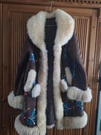 Vintage Afghaanse Jas met Borduurwerk en Lamswol, Ophalen of Verzenden, Gedragen, Maat 42/44 (L), Bruin