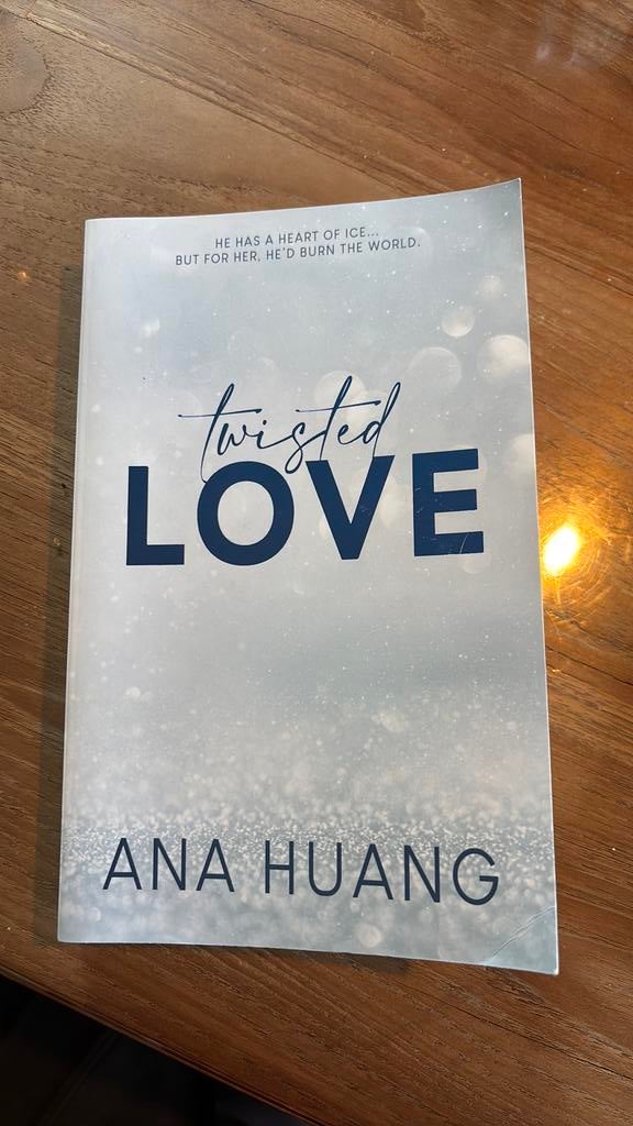 Twisted love, Ophalen of Verzenden, Gelezen