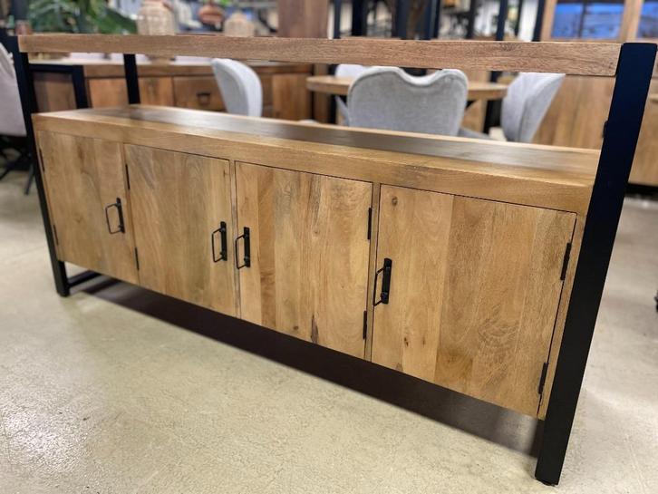 LEEGVERKOOP DRESSOIR 4 DEURS MANGO BIJ CHEFMEUBEL VOORRAAD !, Huis en Inrichting, Stoelen, Nieuw, Vijf, Zes of meer stoelen, Hout