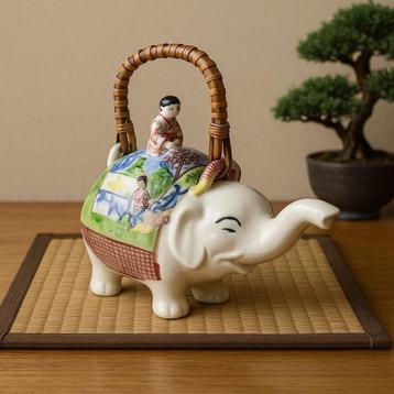Vintage theepot olifant – Made in Japan beschikbaar voor biedingen