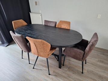 6x eetkamer stoelen beschikbaar voor biedingen