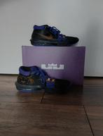 Lebron witness 8 maat 46, Ophalen of Verzenden, Zo goed als nieuw, Schoenen