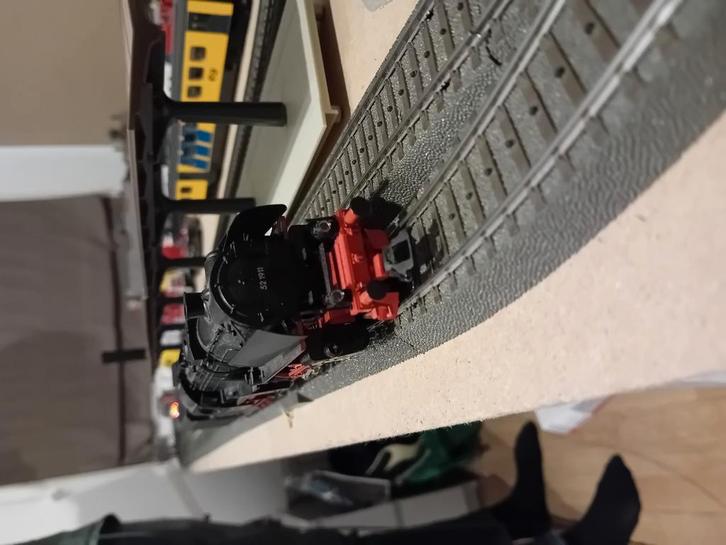 VOORDEELADVERTENTIE Een prachtige BR52K en 12 rijtuigen!, Hobby en Vrije tijd, Modeltreinen | H0, Nieuw, Locomotief, Wisselstroom