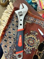 Verstelbare moersleutel KWB 1660, Ophalen