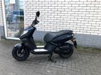 GAVE PEUGEOT KISBEE STREETZON 45KM BROM BLACK EDITION BJ2022, Fietsen en Brommers, Scooters | Peugeot