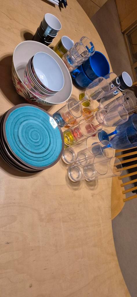 Melamine Serviesgoed Caravan - Borden, Glazen, Schaal, Huis en Inrichting, Keuken | Servies, Gebruikt, Compleet servies, Overige stijlen
