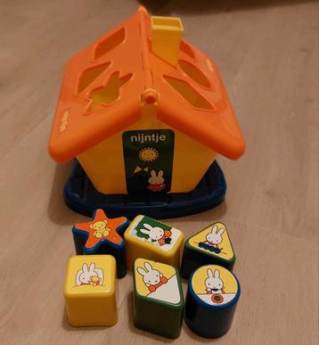 Nijntje vormenstoof beschikbaar voor biedingen