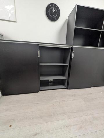 Compleet kantoormeubilair Ikea beschikbaar voor biedingen