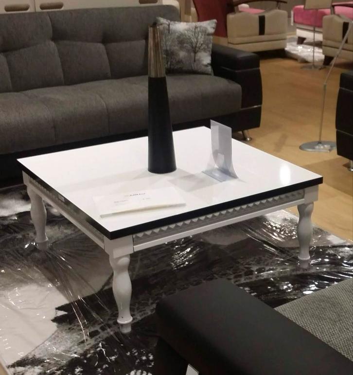 Hoogglans Witte Salontafel, Huis en Inrichting, Tafels | Salontafels, Zo goed als nieuw, Minder dan 50 cm, 50 tot 100 cm, 100 tot 150 cm