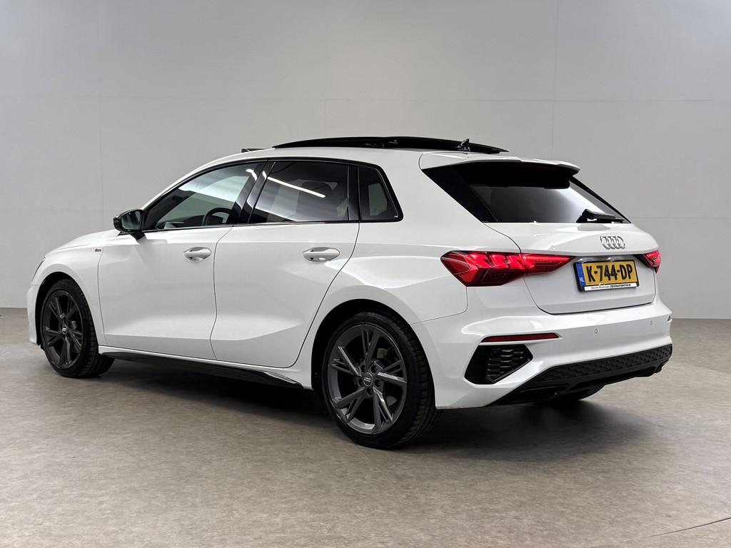 Audi A3 35 TFSI S-Line | Pano | Virtual | Cruise | Carplay |, Auto's, Audi, Stof, 4 cilinders, 150 pk, Wit