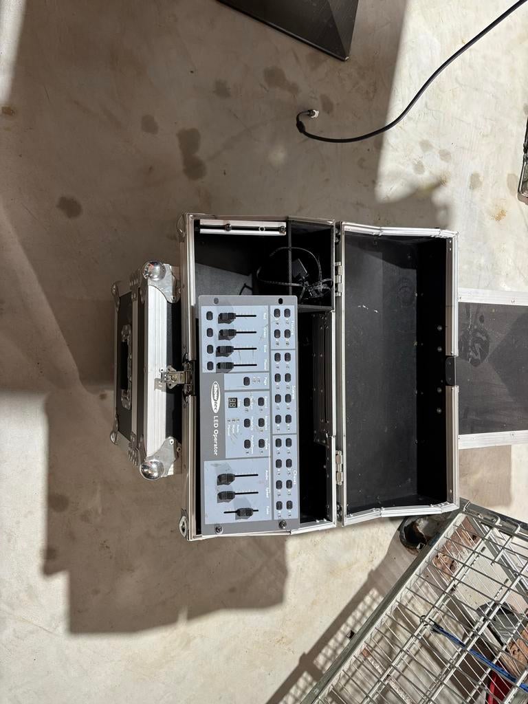 Showtec LED Operator lichttafel inclusief flightcase, Ophalen of Verzenden, Gebruikt, Licht, Kleur