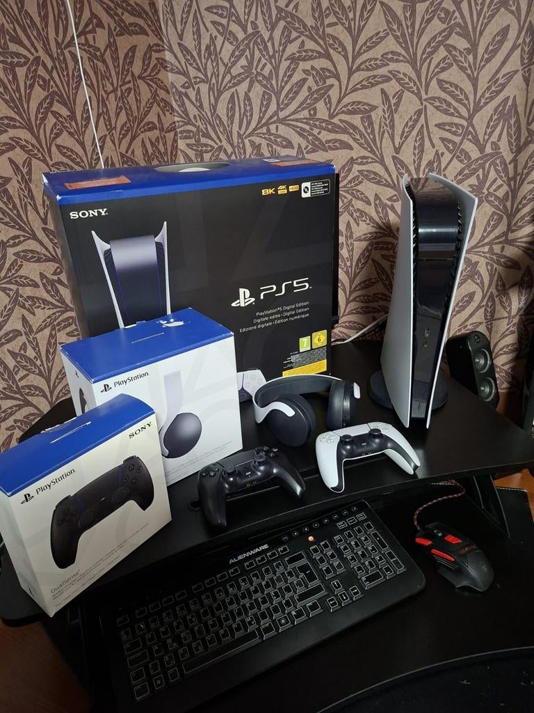 PS5 Digital edition, Spelcomputers en Games, Ophalen, Zo goed als nieuw