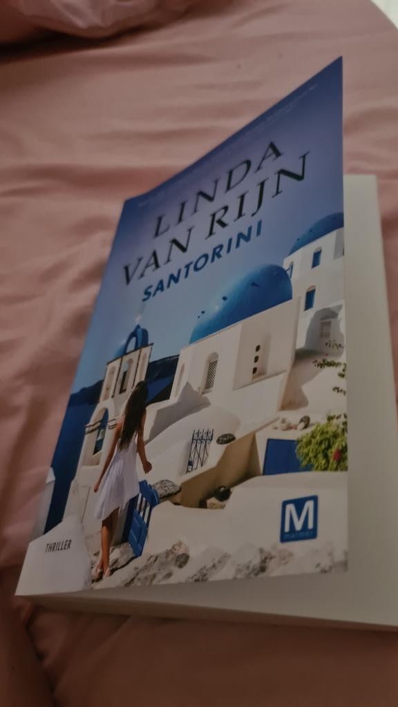 Linda van Rijn - Santorini, Boeken, Ophalen of Verzenden, Zo goed als nieuw, Linda van Rijn