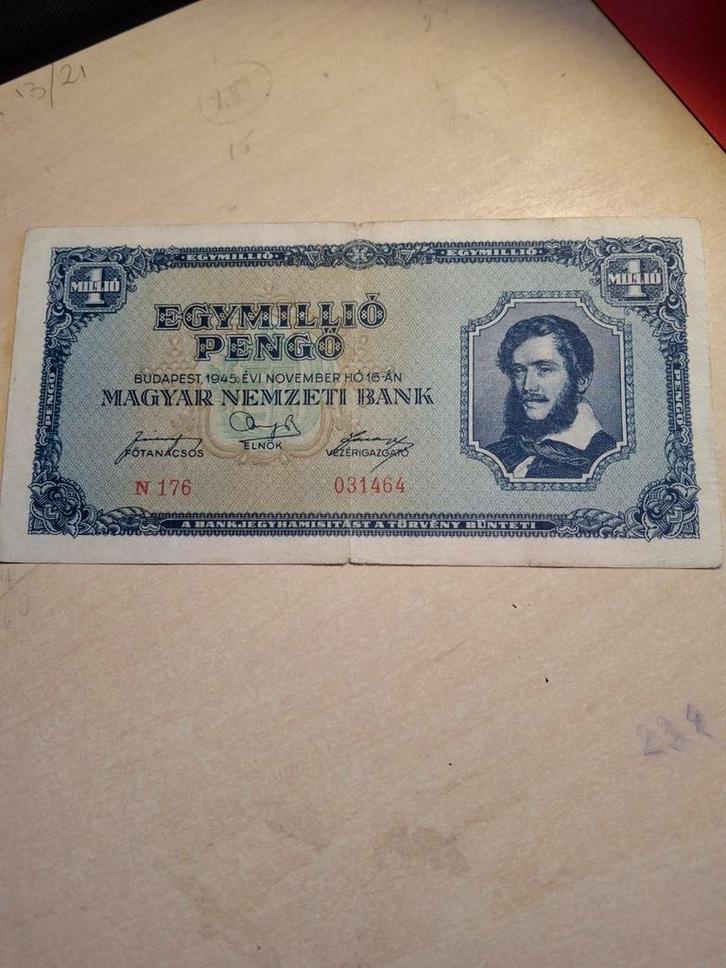 1 Miljoen Pengo Hongarije 1945 - Historisch Bankbiljet, Postzegels en Munten, Bankbiljetten | Europa | Niet-Eurobiljetten, Los biljet