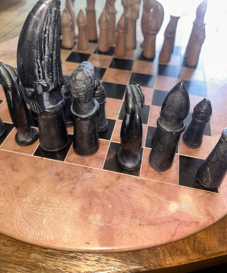 Uniek handgemaakt schaakspel van steen, Een of twee spelers, Ophalen of Verzenden, Gebruikt