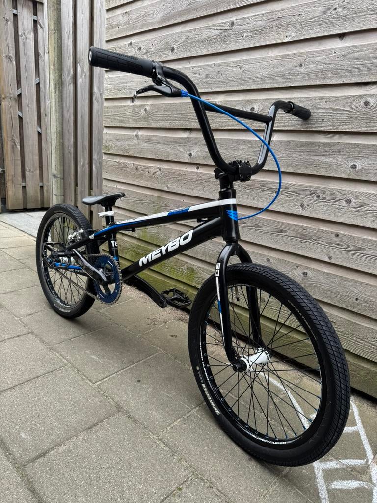 Meybo Clipper Pro XXL BMX / fietscrossfiets/ zwart blauw, Ophalen, Gebruikt, Aluminium, V-brakes