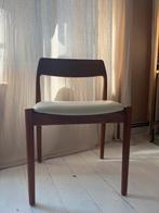 Teak stoel met witte skai bekleding retro vintage, Huis en Inrichting, Ophalen of Verzenden