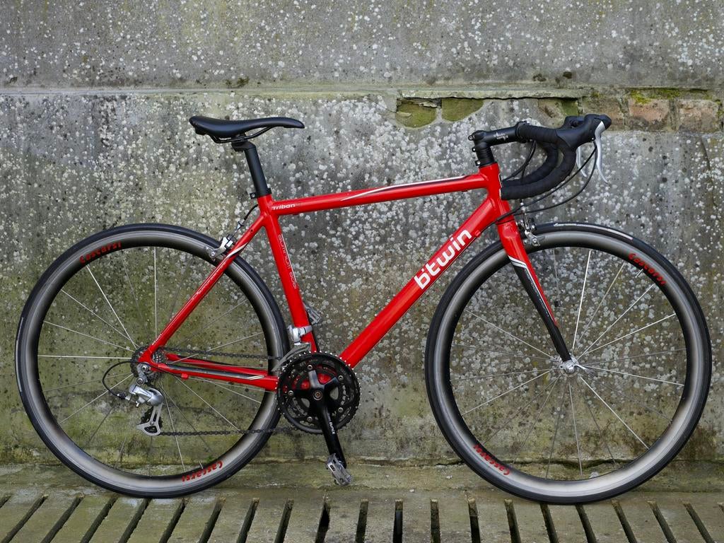 B'Twin Triban racefiets 51cm, Fietsen en Brommers, Fietsen | Racefietsen, 28 inch, Gebruikt, Heren, Aluminium