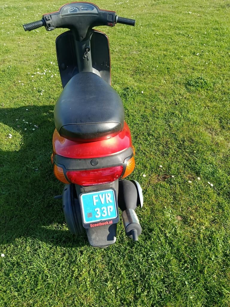 Piaggio Zip Type 2 - geel kenteken, teruil tegen tomos, Fietsen en Brommers, Ophalen, Tweetakt, Gebruikt, Overige modellen