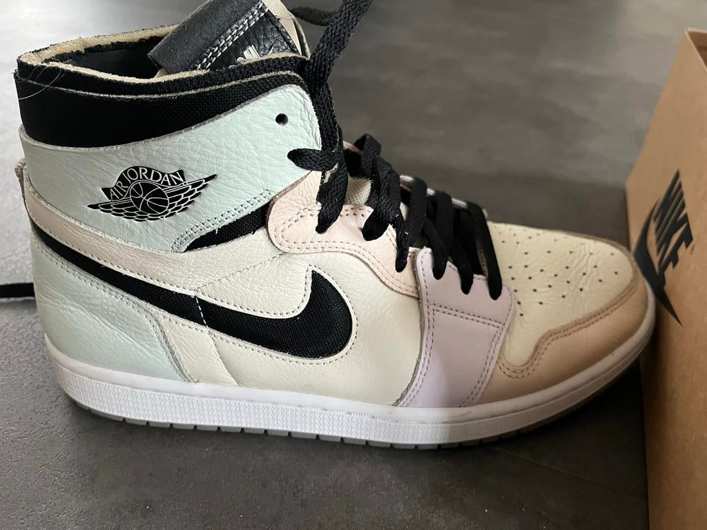 Nike Air Jordan 1 Zoom CMFT - Zo goed als nieuw maat 41, Ophalen of Verzenden, Zo goed als nieuw, Beige, Sneakers of Gympen